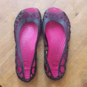 Girl's Isabella Crocs